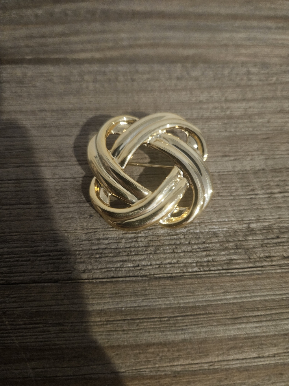 Gold Knot Statement Brooch - Classic Women Jewelry Vintage